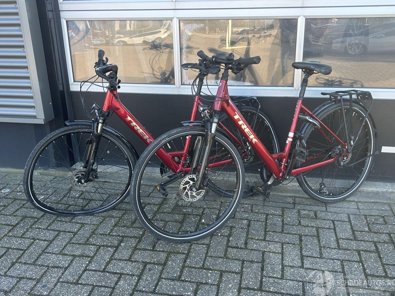 Trek  2x Verve 2 EQ Lowstep