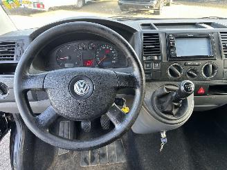 Volkswagen Transporter 2.5 TDI 340 Trendline DC picture 15