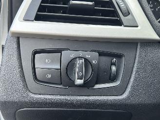 BMW 3-serie 318D Touring High Executive Automaat picture 16