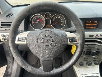 Opel Astra 1.4 Temptation picture 15