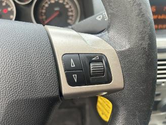 Opel Astra 1.4 Temptation picture 17