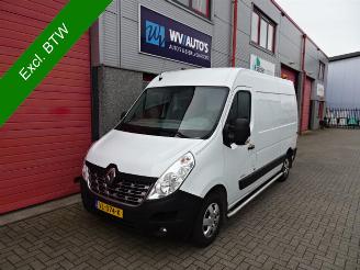 bruktbiler bedrijf Renault Master T35 2.3 dCi L2H2 airco omvormer standkachel 2015/2