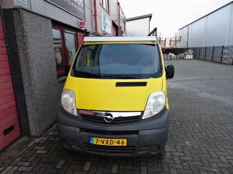 Opel Vivaro 2.0 CDTI L2H1 airco imperiaal picture 2