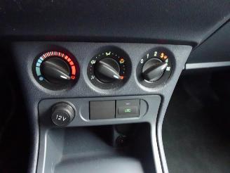 Ford Transit Connect T200S 1.8 TDCi Ambiente 48445 km top staat !!!!!!! picture 18