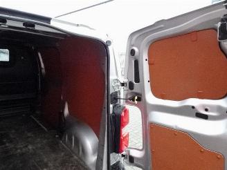 Peugeot Expert 231S 2.0 BlueHDI 120 Premium picture 25