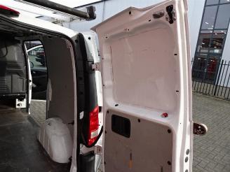 Mercedes Vito 109 CDI 165501 km airco imperiaal picture 19