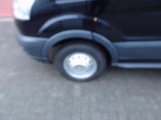 Ford Transit 350 2.2 TDCI L4H1 Ambiente picture 19