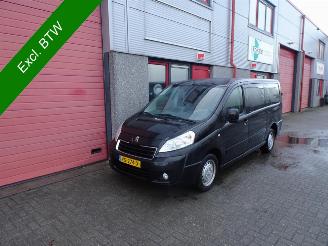 Käytettyjen commercial vehicles Peugeot Expert 229 2.0 HDI L2H1 Navteq 2 171299 km !!!!!! airco 3 zitter 2016/1