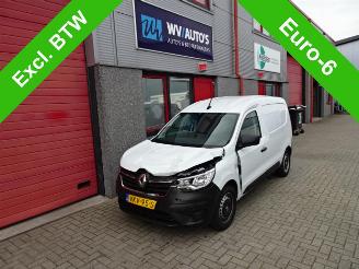 damaged commercial vehicles Renault Express 1.5 dCi 75 Comfort airco nieuwmodel 2021/6