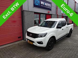 krockskadad bil bedrijf Nissan Navara NISSAN 2.3 190 pk 5 zitter automaat 2022/3