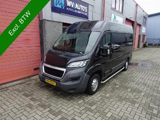 voitures fourgonnettes/vécules utilitaires Peugeot Boxer 330 2.2 HDI L2H2 XR 3 zits airco 2016/1