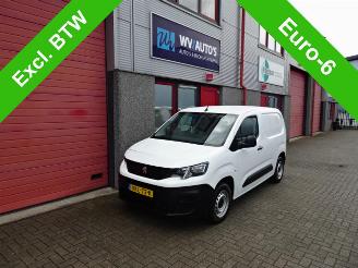 Käytettyjen commercial vehicles Peugeot Partner 1.5 BlueHDI Pro 58552 km !!!!!!!! airco 2021/5