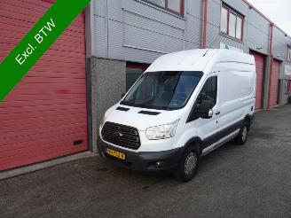 skadebil bedrijf Ford Transit 350 2.2 TDCI L1H3 Trend 3 zits airco cardan aandrijving !!!!!!! 2015/4