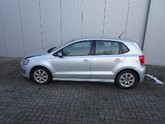 Volkswagen Polo 1.2 TDI BlueMotion Comfortline airco parkeer schade kan rijdend mee picture 5