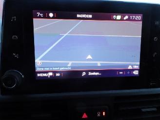 Peugeot Partner 1.5 BlueHDI Premium navi airco schuifdeur motor rookt !!!!!!!!!!! picture 6