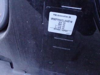 Peugeot Partner 1.5 BlueHDI Premium navi airco schuifdeur motor rookt !!!!!!!!!!! picture 24