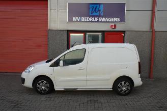 Citroën Berlingo 1.6 BlueHDI 120 Club S&S 3 zits navi clima picture 5