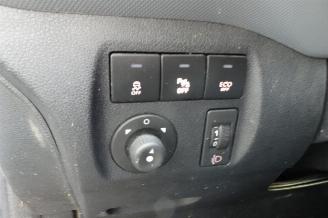 Citroën Berlingo 1.6 BlueHDI 120 Club S&S 3 zits navi clima picture 24