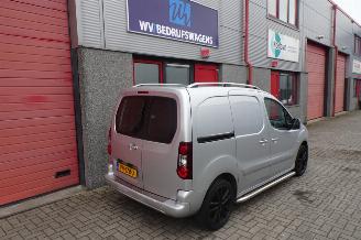 Citroën Berlingo 1.6 e-HDI 500 Club Economy 3 zits clima navi picture 3