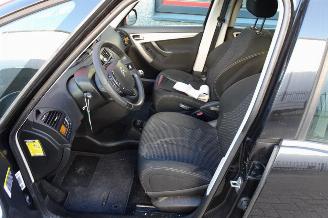 Citroën C4-picasso 1.6 VTi Selection clima navi lees text picture 7