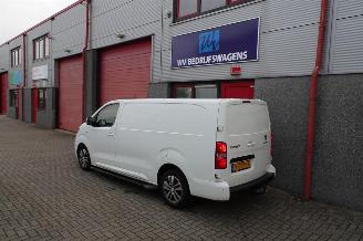 Peugeot Expert 231L 2.0 BlueHDI 180 Premium Pack airco 3 zits picture 2