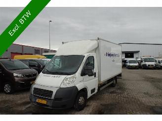 skadebil bedrijf Fiat Ducato 33 2.3 MultiJet LH1 bakwagen met laadklep 3 zits airco 2009/2