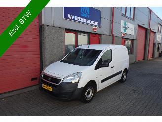 Gebrauchtwagen Van Peugeot Partner 120 1.6 HDi 75 L1 XR airco camera schuifdeur 108841 km !!!!!!!!!! 2016/6