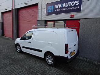 Peugeot Partner 122 1.6 e-HDI L2 XR airco inrichting imperiaal picture 4