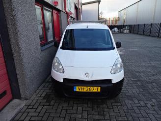 Peugeot Partner 122 1.6 e-HDI L2 XR airco inrichting imperiaal picture 13