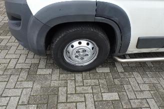 Peugeot Boxer 435 2.0 BlueHDI L3H3 Pro DIEFSTAL SCHADE picture 14