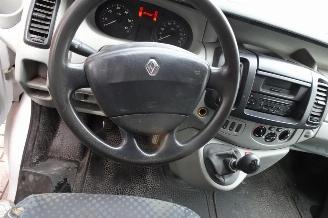 Renault Trafic 2.0 dCi T29 L2H1 3 zits airco picture 14