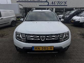 Dacia Duster  picture 2