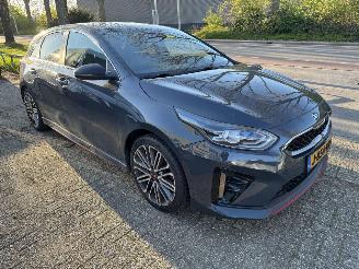 Schadeauto Kia Ceed  2020/9