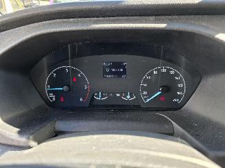Ford Transit  picture 9