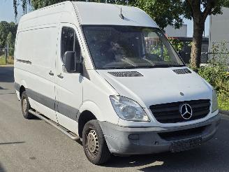Mercedes Sprinter 310 automatic airco picture 3