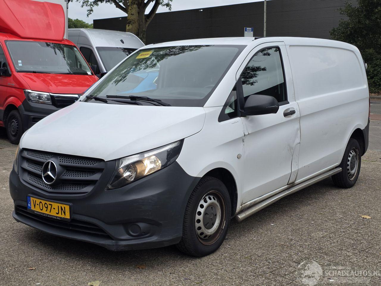 Mercedes Vito 