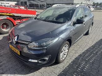 Coche accidentado Renault Mégane  2016/2