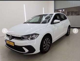 krockskadad bil auto Volkswagen Polo  2023/6