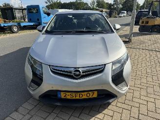 Opel Ampera  picture 2