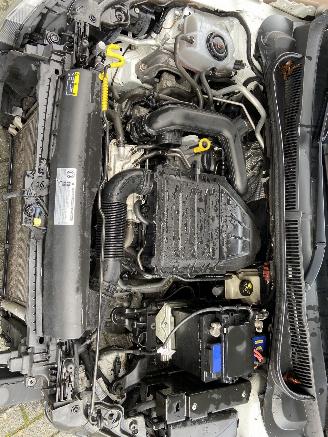 Volkswagen Polo 1.0 TSI Comfortline Hatchback 5-dr. picture 19