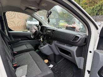 Opel Vivaro 1.5 CDTI   9 PERSOONS Personenbus 4-dr. picture 14