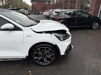 Ford Focus 1.5 EcoBoost Active X Business picture 10