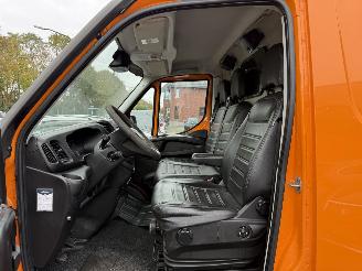 Iveco Daily 35S21V 3.0 352 H2 LUCHTVERING  204PK picture 15