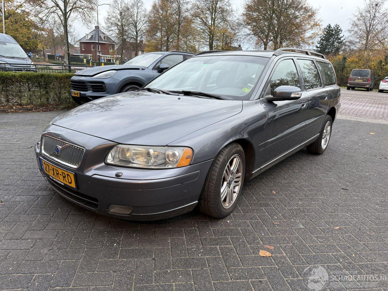 Volvo V-70 2.4 Edition Classic AUTOMAAT (Stationwagen 5-dr.)