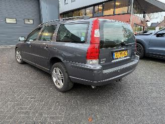 Volvo V-70 2.4 Edition Classic  AUTOMAAT (Stationwagen 5-dr.) picture 3