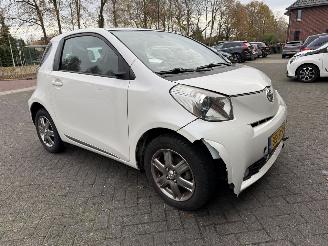 Toyota iQ 1.0 VVTi Aspiration AUTOMAAT picture 4