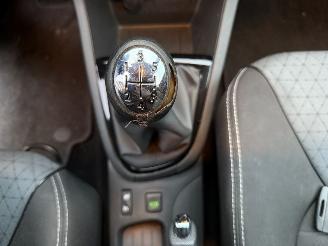 Renault Clio 0.9 TCe Dynamique (Hatchback 5-dr.) picture 21