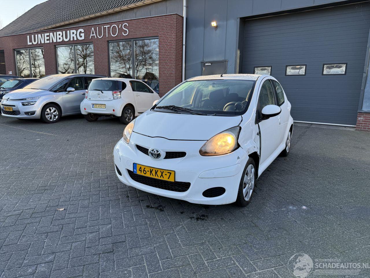 Toyota Aygo 1.0-12V Comfort AIRCO (Hatchback 5-dr.)