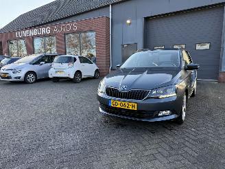 krockskadad bil auto Skoda Fabia 1.2 TSI Ambition 2015/4