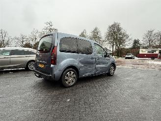 Citroën Berlingo 1.6 VTi Attraction (MPV 4-dr.) picture 16